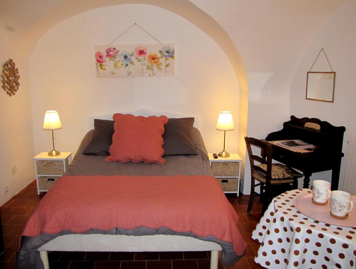 La Chambre D'Hotes Du Cladan LʼÉpine Kültér fotó